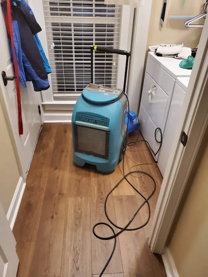 Commercial dehumidifier deployed for Crawl Space Restoration in Villa Rica